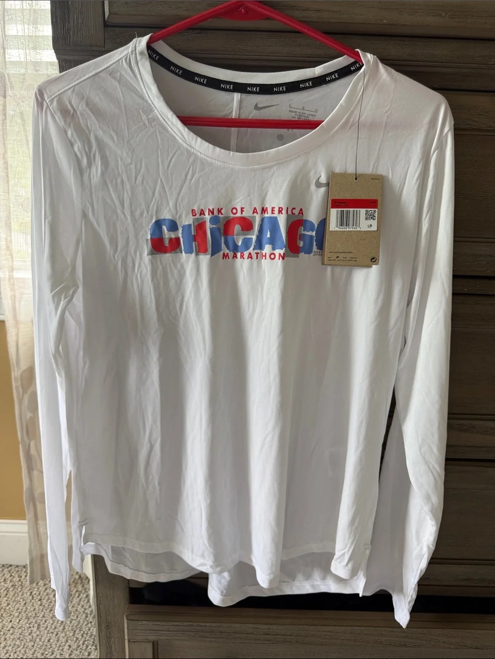 Nike White Chicago Marathon Long Sleeve Tee with Red & Blue Logo